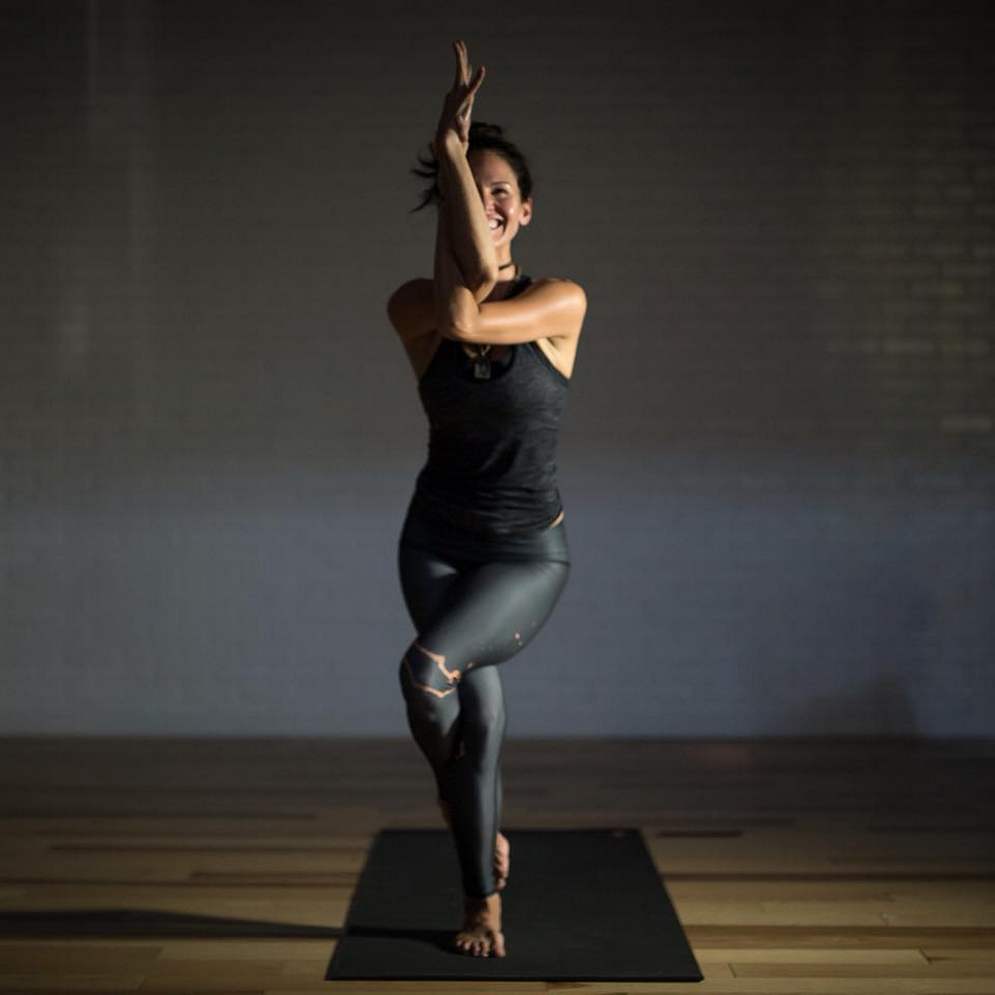 aplez best yoga studios soho new york sweat yoga