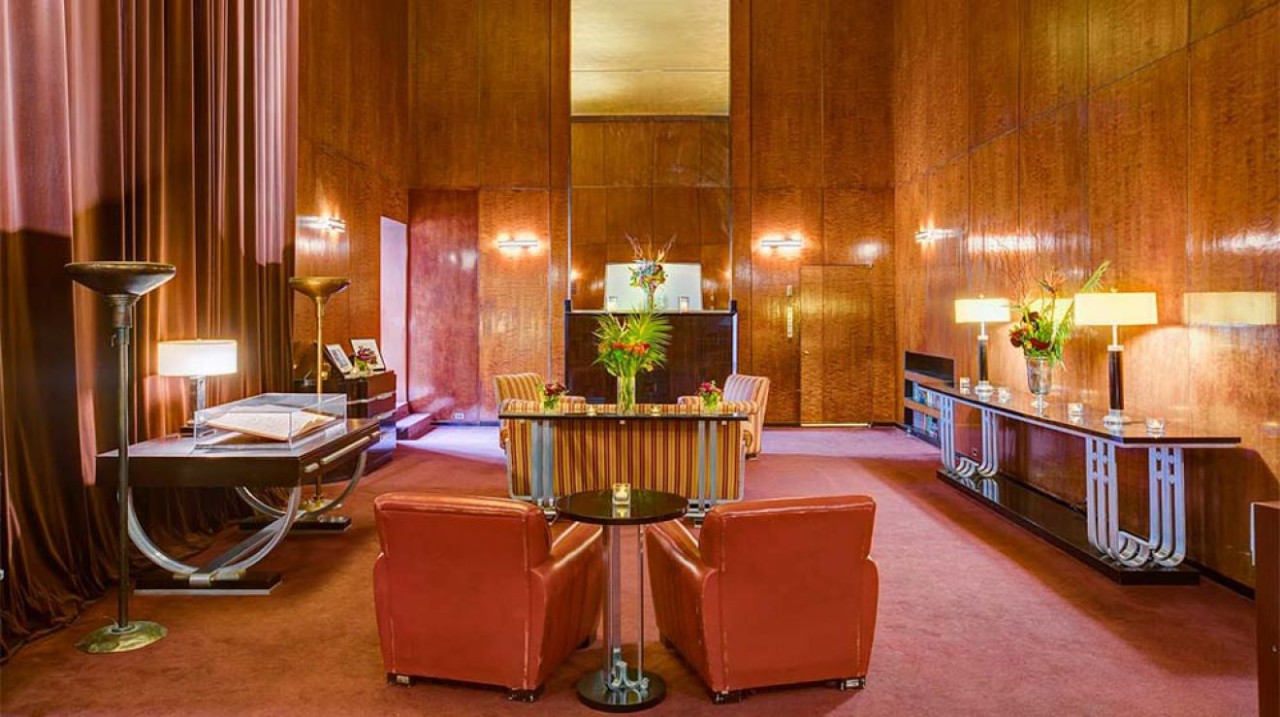 Best Restaurants - Radio City Music Hall