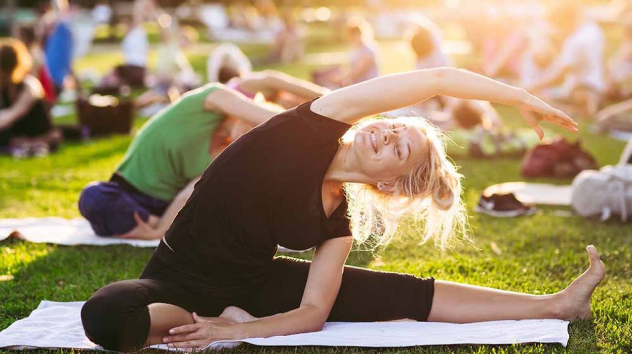 Outdoor Yoga in Manhattan, NY