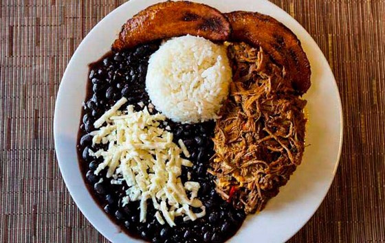 AREPAS GRILL - ASTORIA AREPAS GRILL - ASTORIA