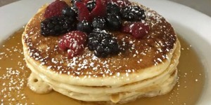 EAST OF EIGHT RESTAURANT AND BAR - MANHATTAN