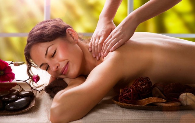Murray Hill Day Spa $70 1-Hour Massage